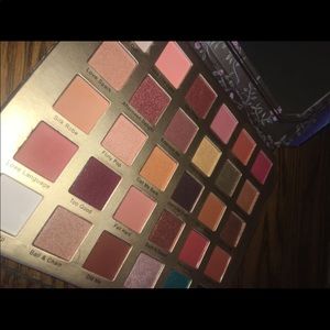 Too faced Natural Lust palette